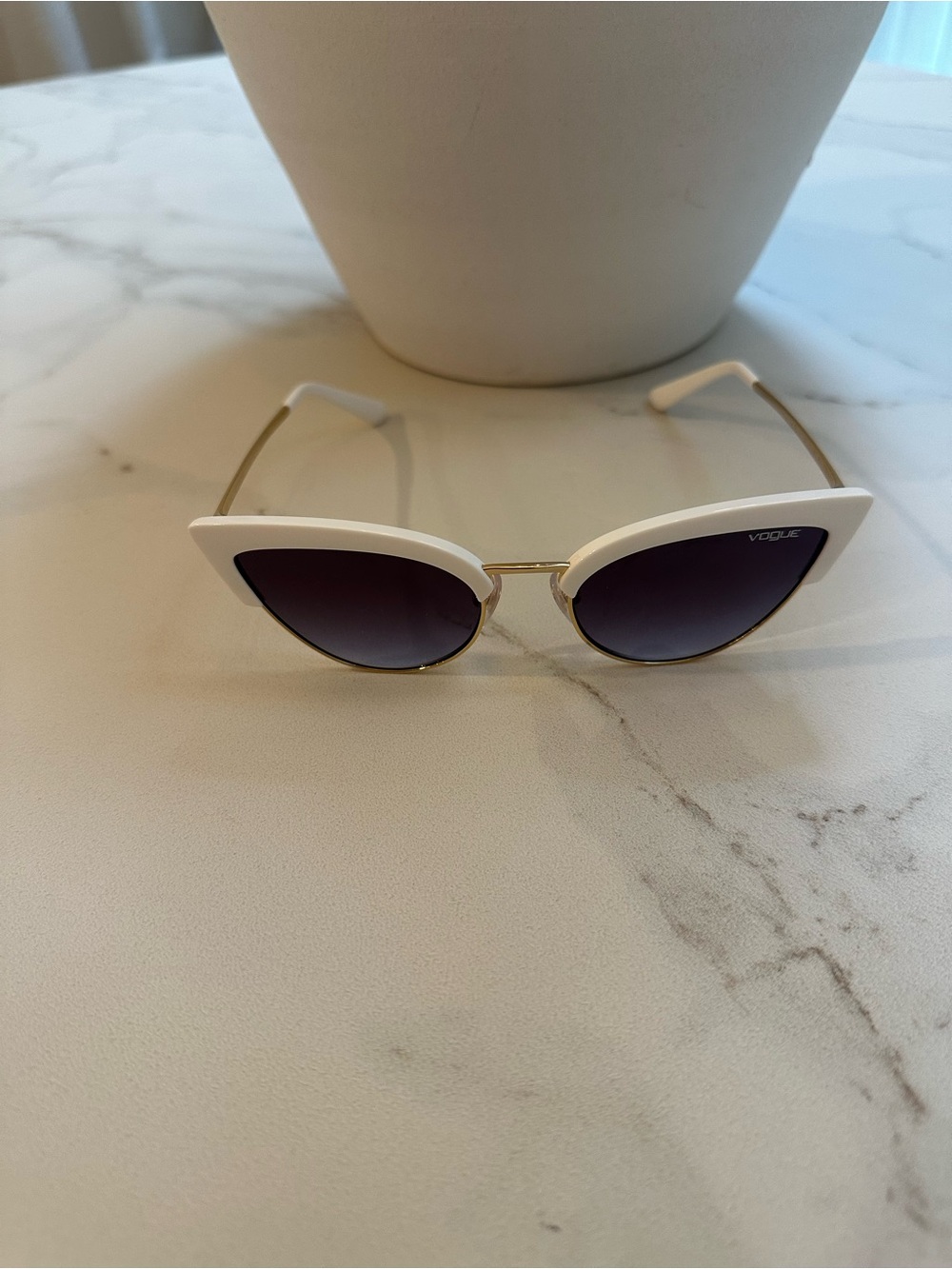 NWT White Vogue Cat Eye Sunglasses with Gold Trim - Picture 6 of 8